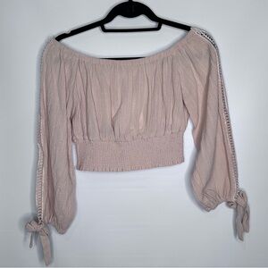 Stile by Per Lei/Franco: Tan Cropped Long-Sleeve. Small